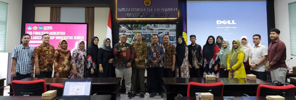 FGD Finalisasi Akreditasi SD Labschool FKIP Universitas Jember