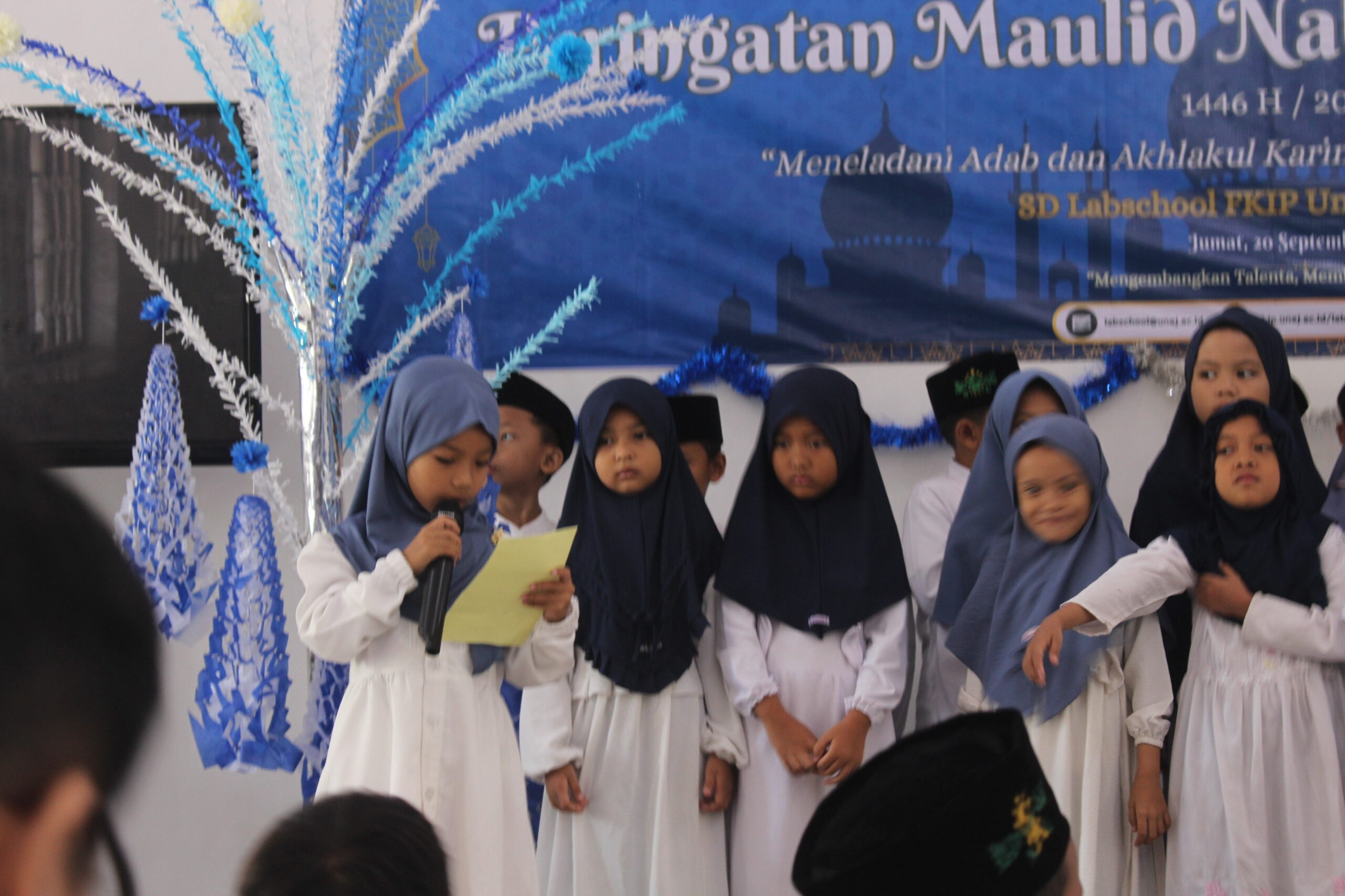 Peringatan Maulid Nabi Muhammad SAW SD Labschool FKIP Universitas Jember