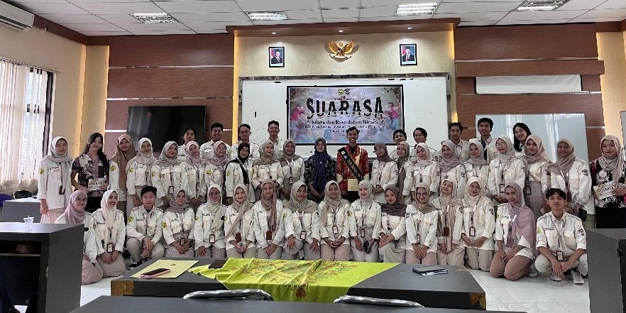 PBSI Angkatan 2024 Kelas A FKIP Universitas Jember Gelar Seminar “SUARASA” untuk Bekali Mahasiswa Public Speaking