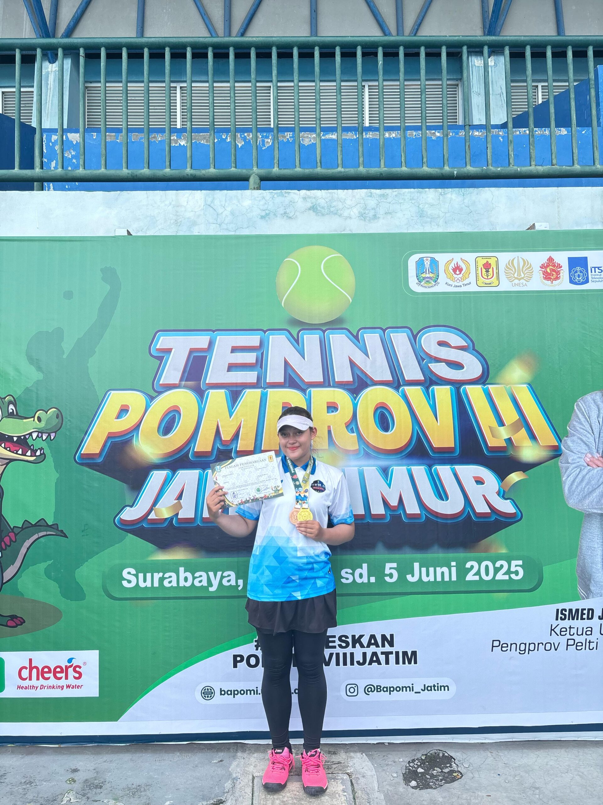 Mahasiswi Pendidikan Bahasa Inggris Borong Gelar di Kejuaraan Tenis POMPROV
