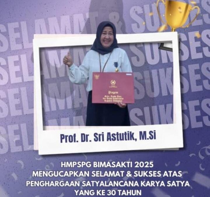 Apresiasi Pengabdian 30 Tahun, HMPS Geografi Bimaksakti FKIP UNEJ Beri Penghargaan Satyalancana kepada Dosen