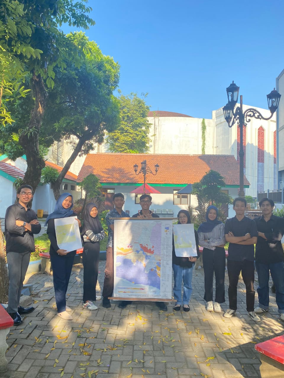 Siswa SMAN 1 Jember Latihan Intensif di Lab Geografi UNEJ untuk Persiapan Lomba