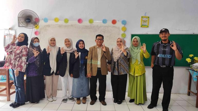 PROSENDI UNEJ Dorong Inovasi Digital di Sekolah Dasar Banyuwangi: Dari Flashcard, Flipbook hingga AI