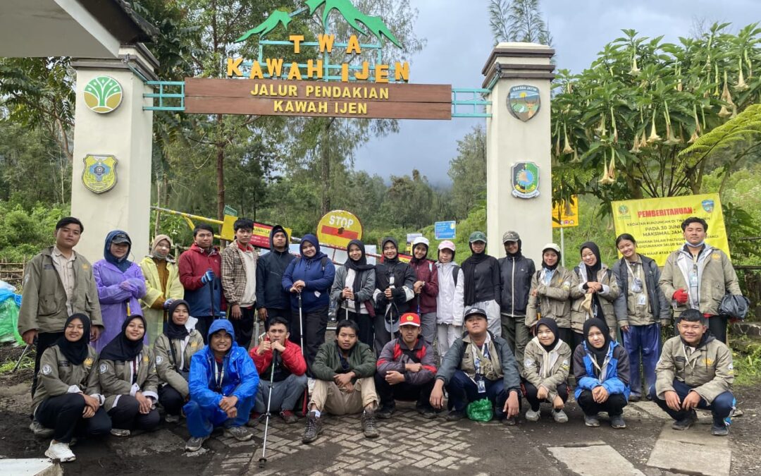 Mahasiswa Geografi Unej Gelar ‘CGI’, Tanamkan Kepedulian Lingkungan di Ijen Geopark