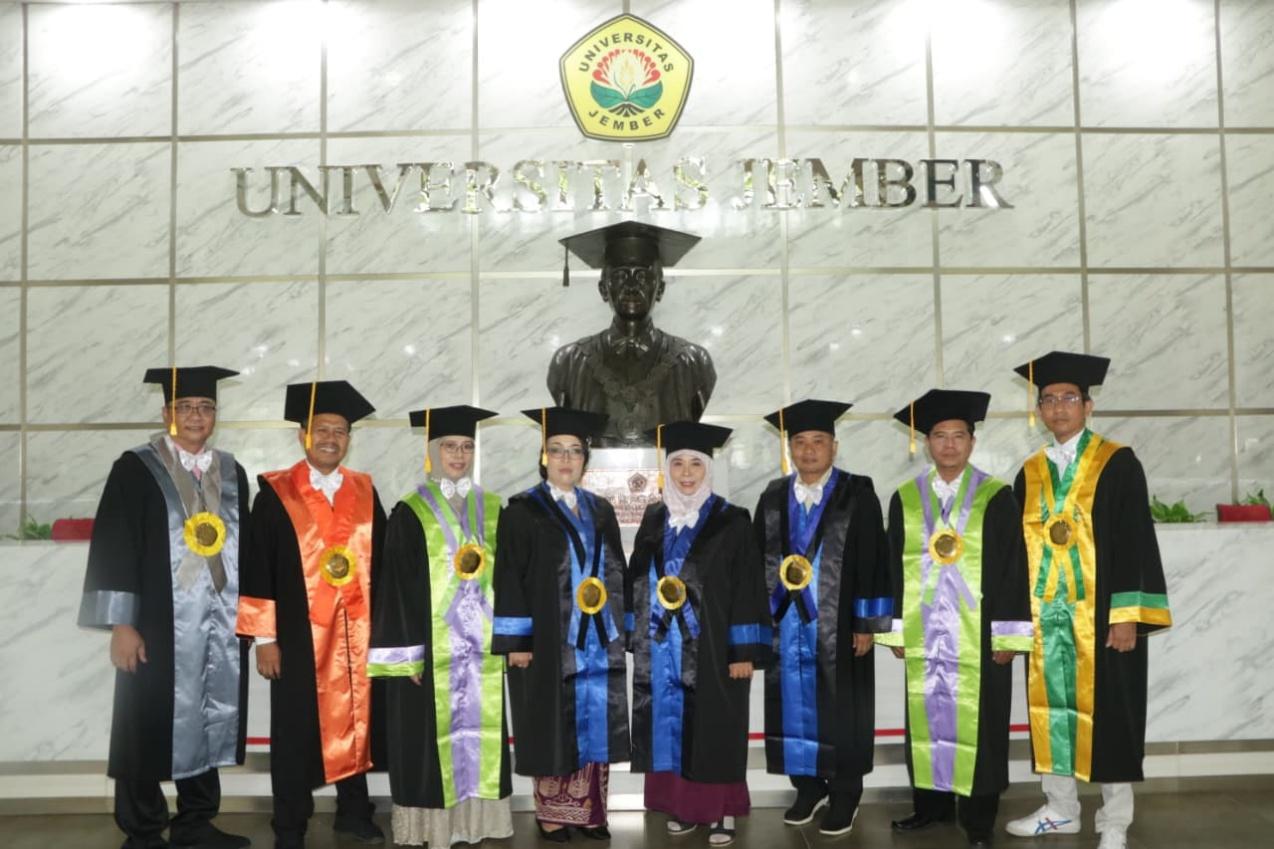 Prof. Erlia Narulita: Guru Besar Muda Bioteknologi Pertama UNEJ Hadirkan Harapan Baru Lawan Resistensi Antibiotik