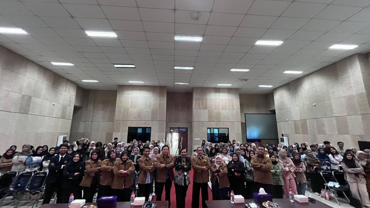 Penguatan Keilmuan Pendidikan Masyarakat dengan Dukungan Teknologi Artificial Intelligence (AI)