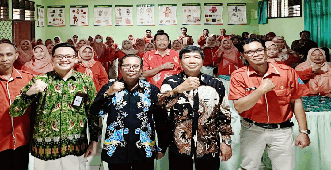 Workshop Pembelajaran Mendalam bagi Guru Matematika SMP di Jember