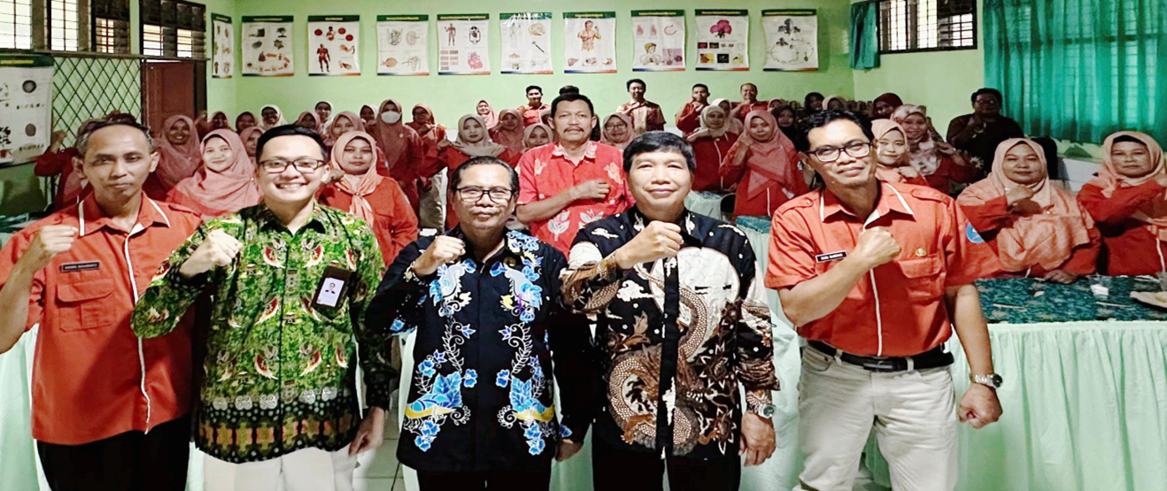 Workshop Pembelajaran Mendalam bagi Guru Matematika SMP di Jember