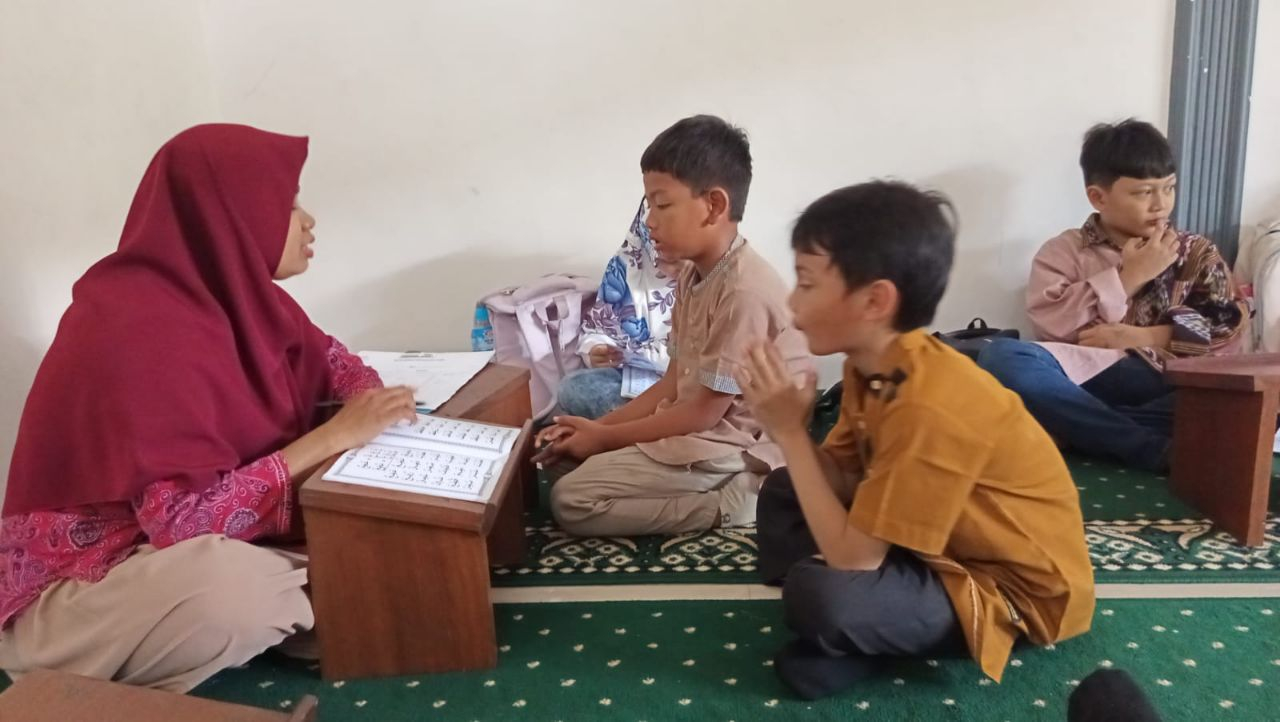 Kegiatan TPQ sebagai Advance Club di Hari Selasa dan Jum’at