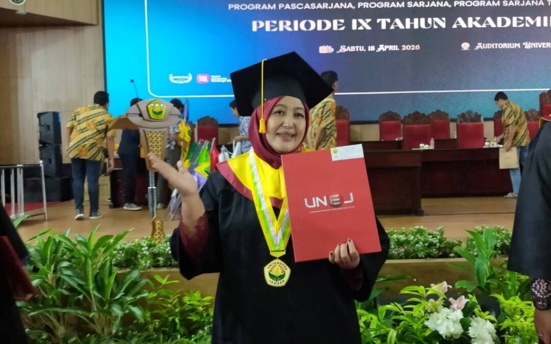 Mahasiswa Pertama Magister Pendidikan Bahasa Inggris Universitas Jember Lulus pada Wisuda Periode IX 2026