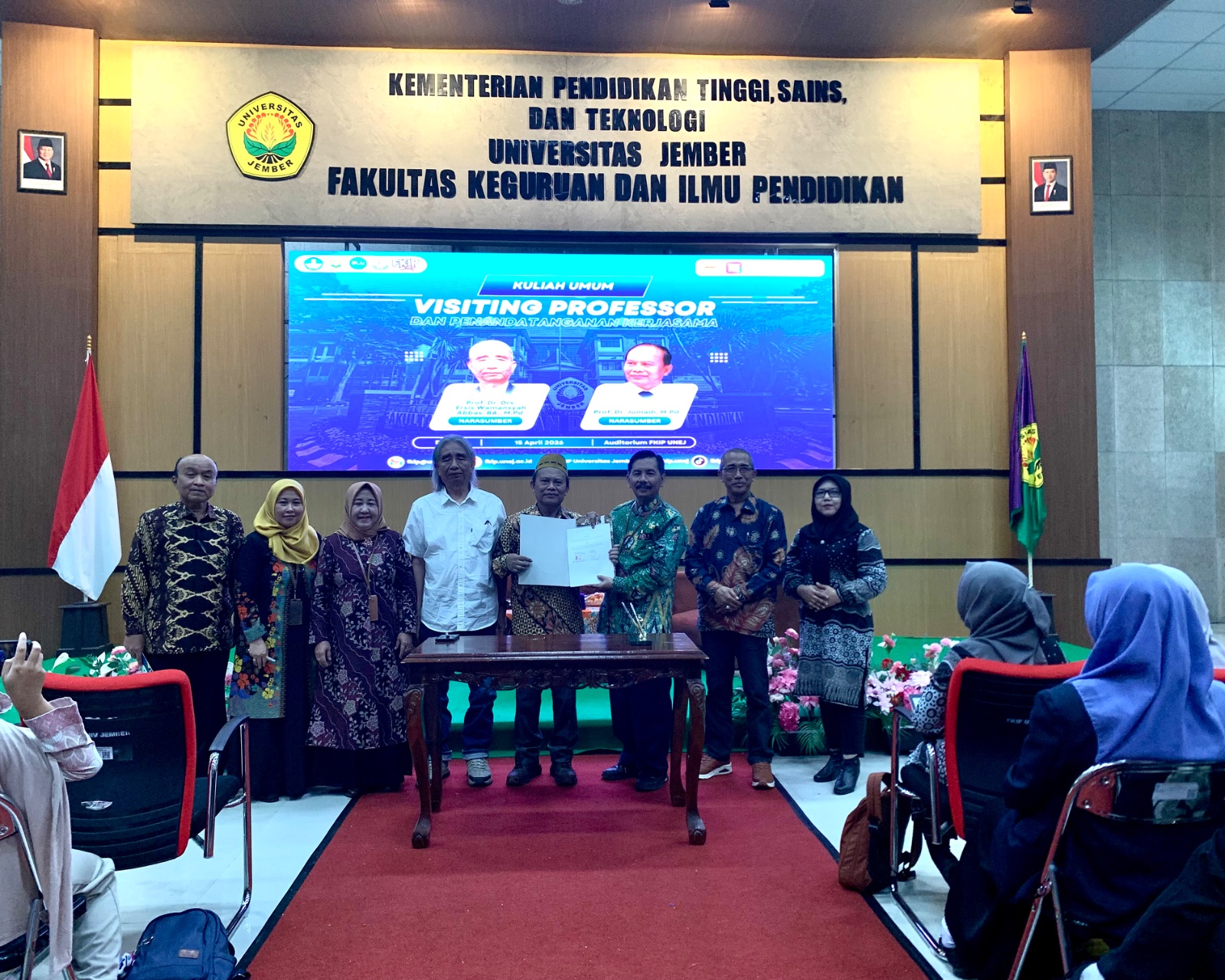 Perkuat Jejaring Akademik, FKIP Universitas Jember Gelar Kuliah Umum Visiting Professor dan Penandatanganan Kerjasama