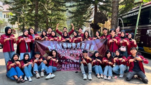 UKM Zeus FKIP UNEJ Gelar Pembubaran Kepengurusan 2025 di Batu Malang