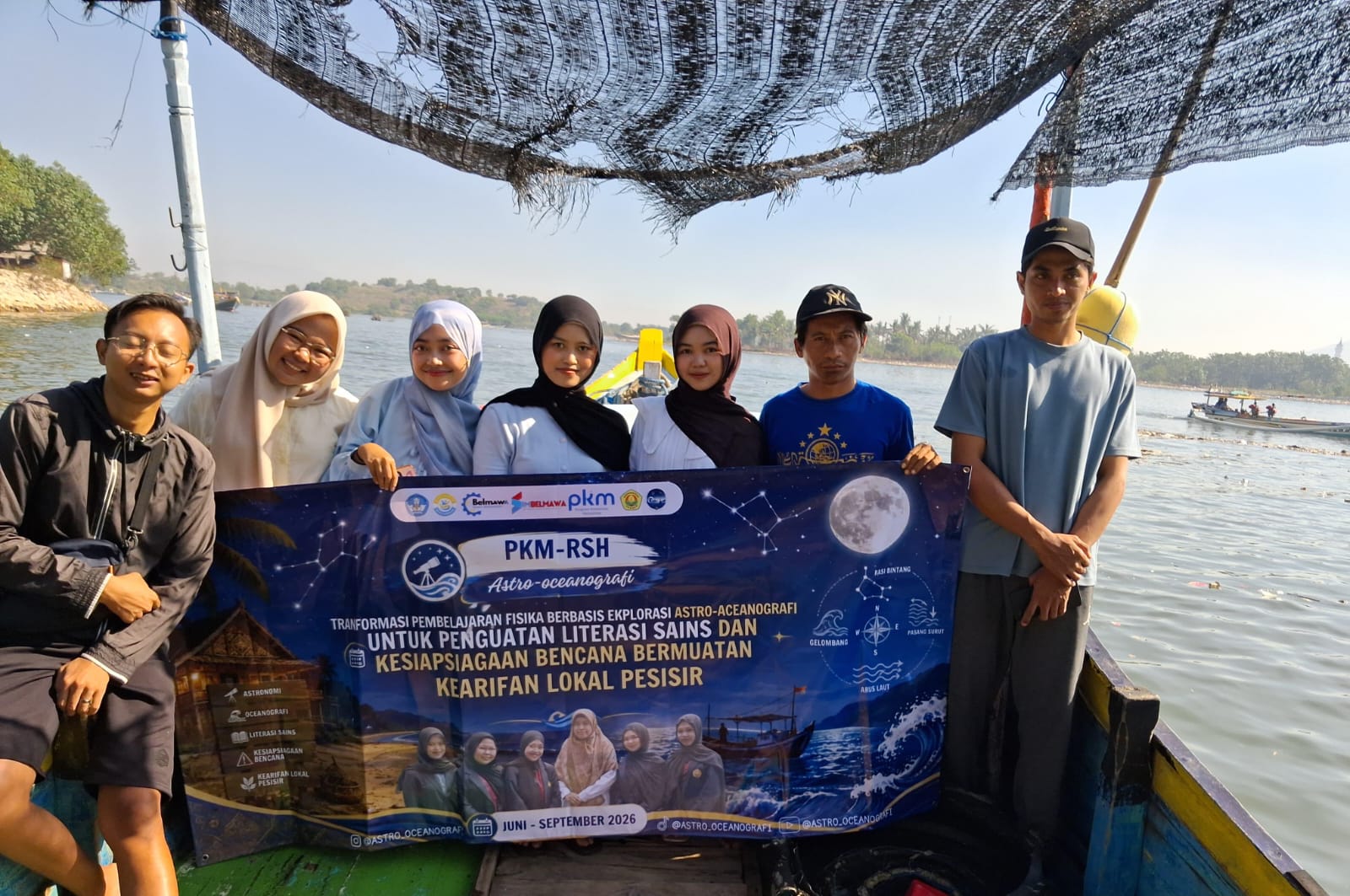 Mahasiswa FKIP Universitas Jember Kembangkan Media Pembelajaran Fisika Berbasis Kearifan Lokal Pesisir Puger