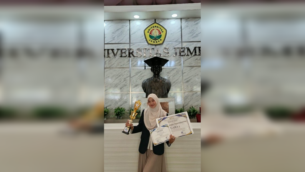 Claudia Shinta Bela Raih Juara 1 Lomba Microteaching Nasional di UIN Sunan Ampel Surabaya